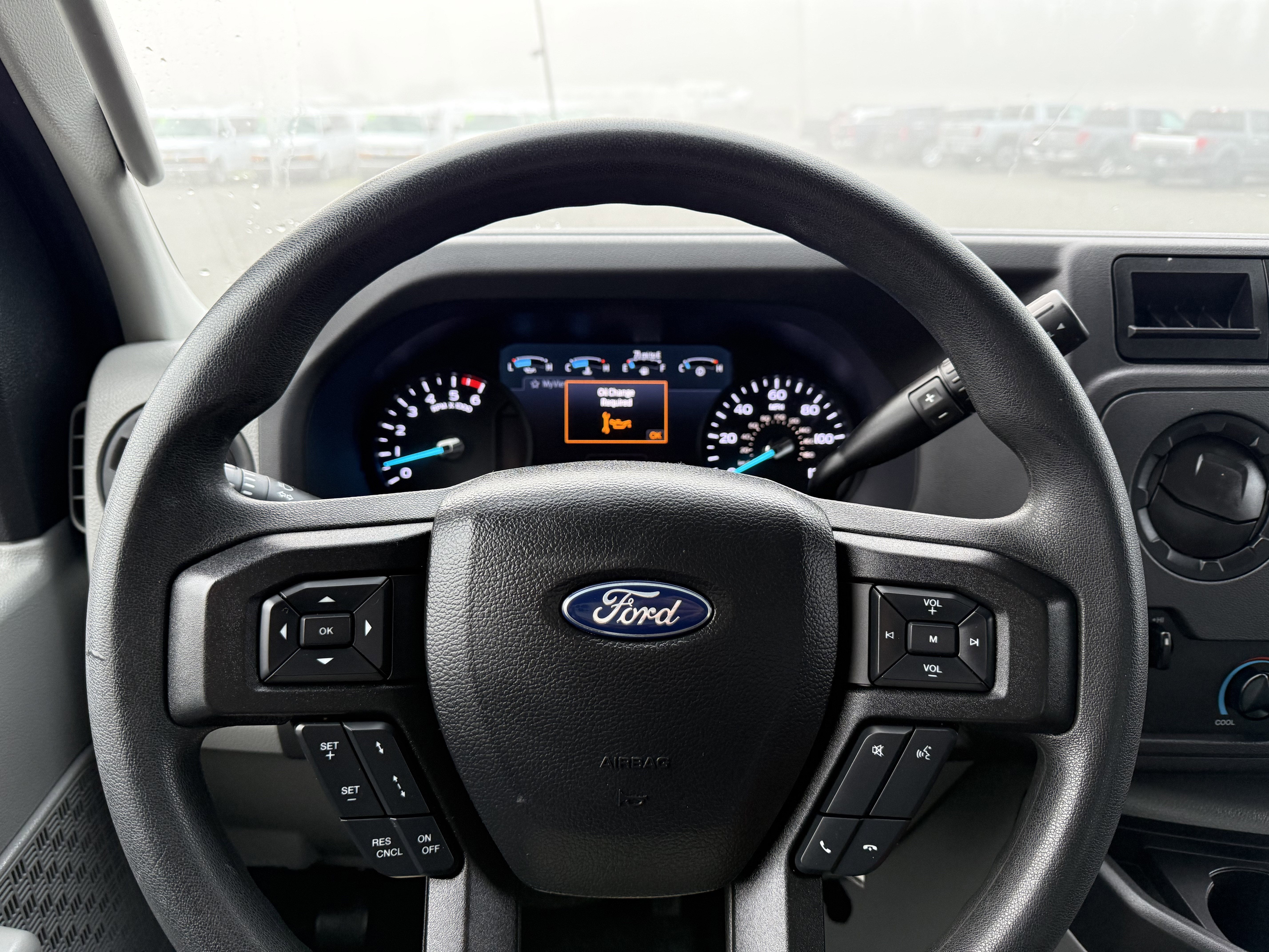 2024 Ford E-Series Cutaway E-350