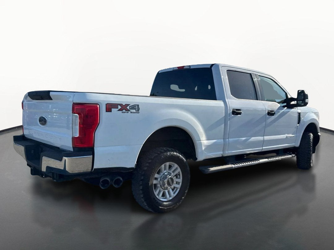 2017 Ford Super Duty F-350 SRW Platinum