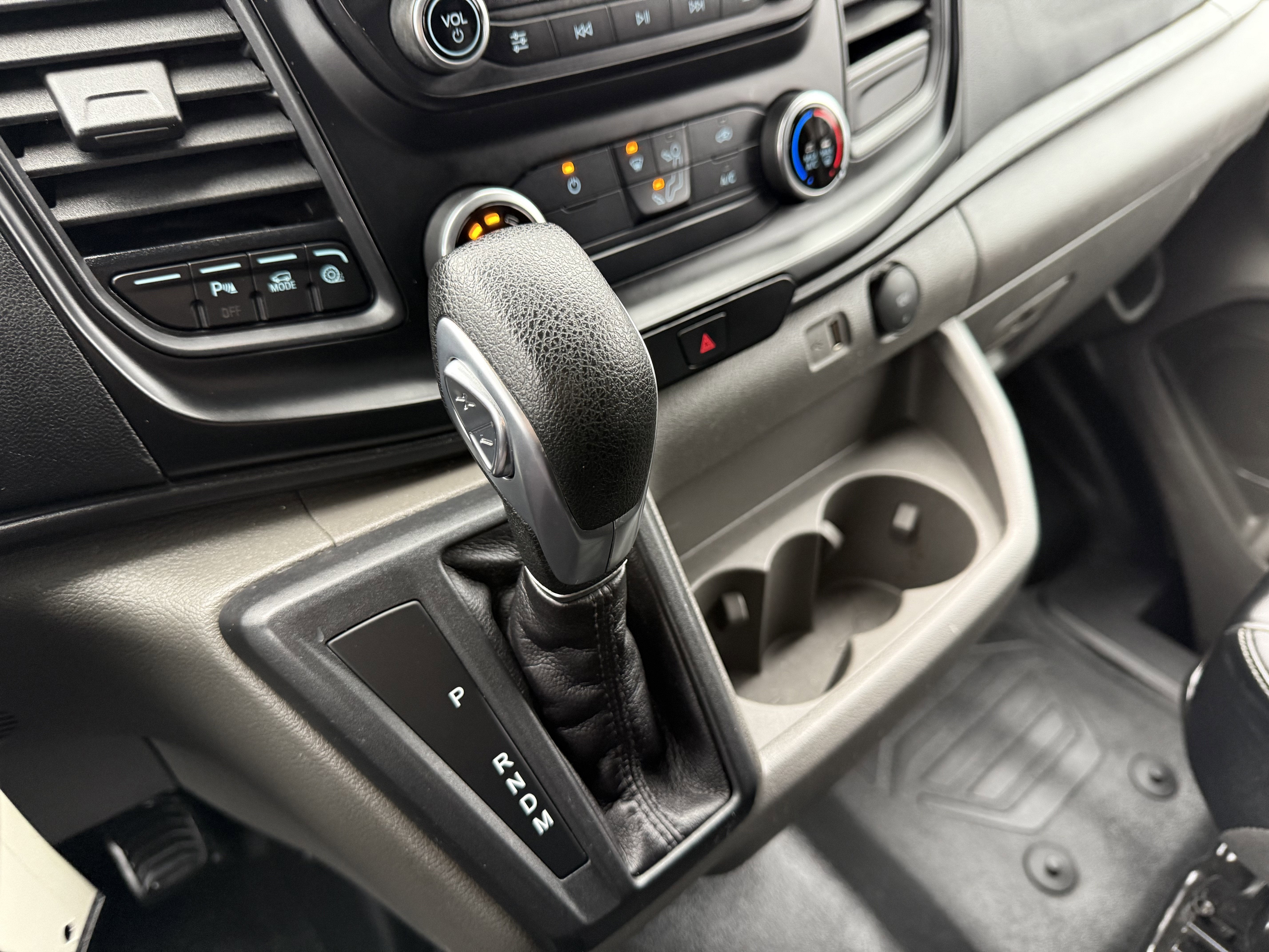 2023 Ford Transit-250 Cargo Van T250 MD RF RWD