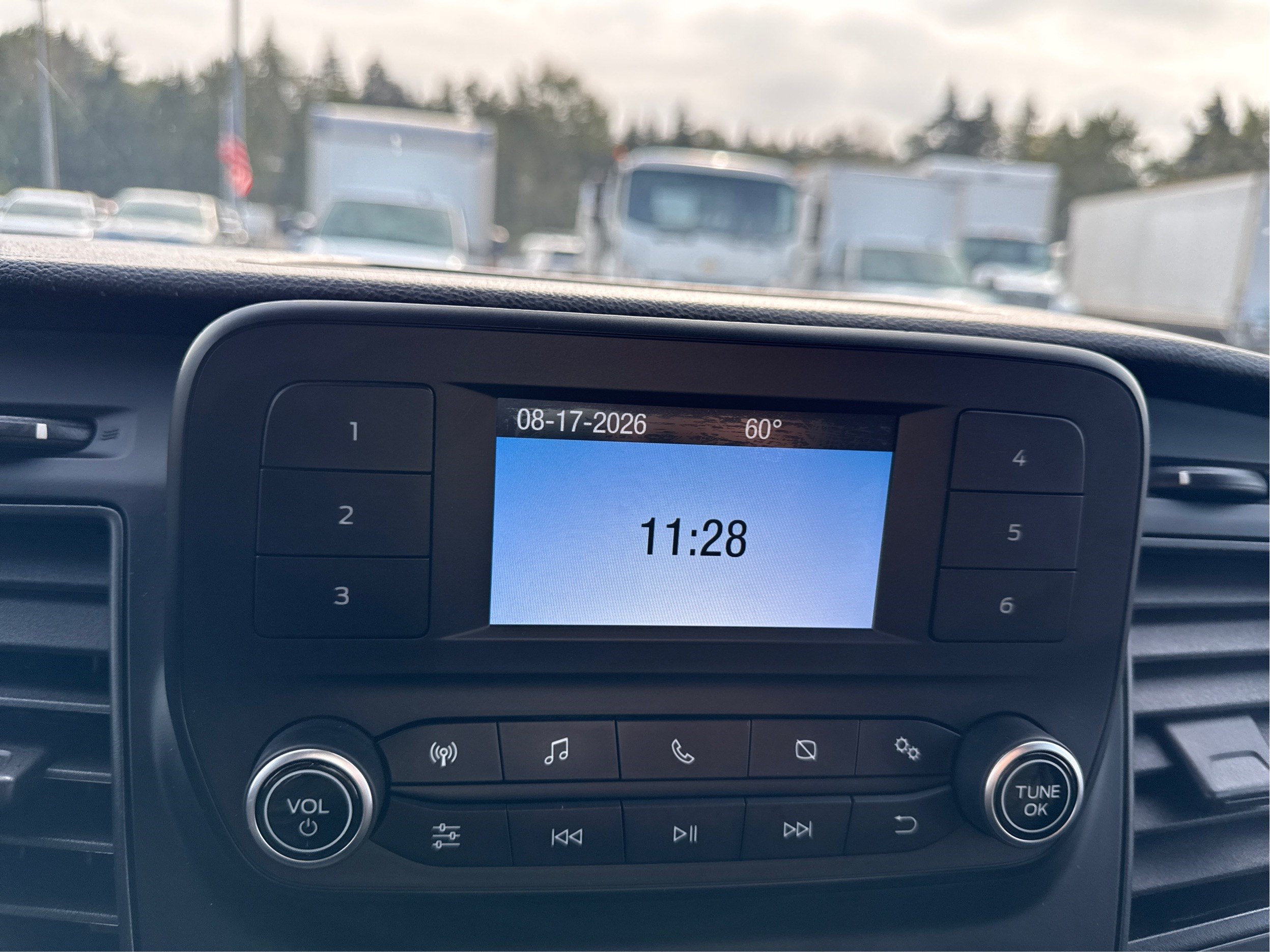 2023 Ford Transit Cargo Van T250 MD RF RWD