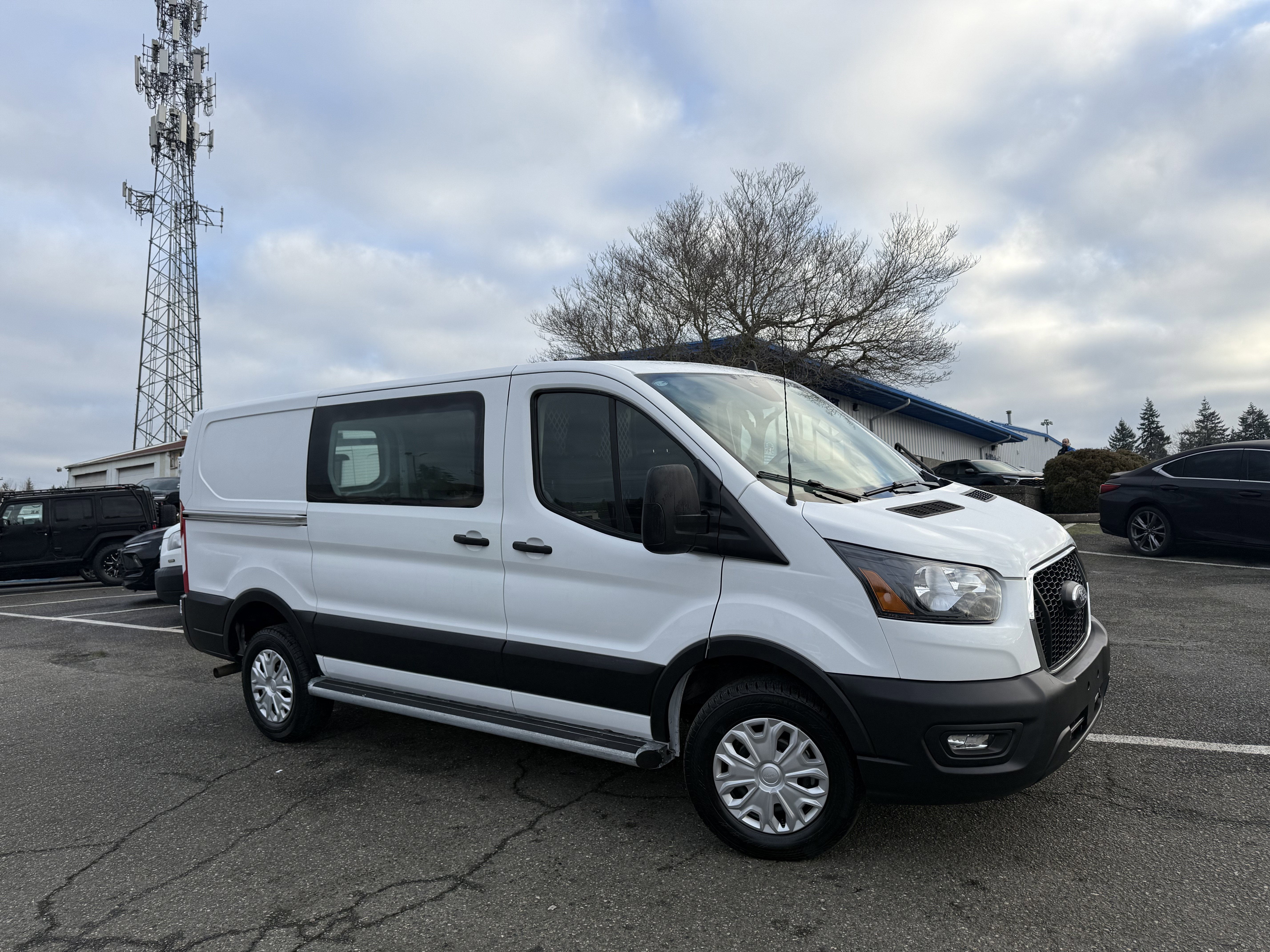 2024 Ford Transit Cargo Van T250 RWD LOW RF