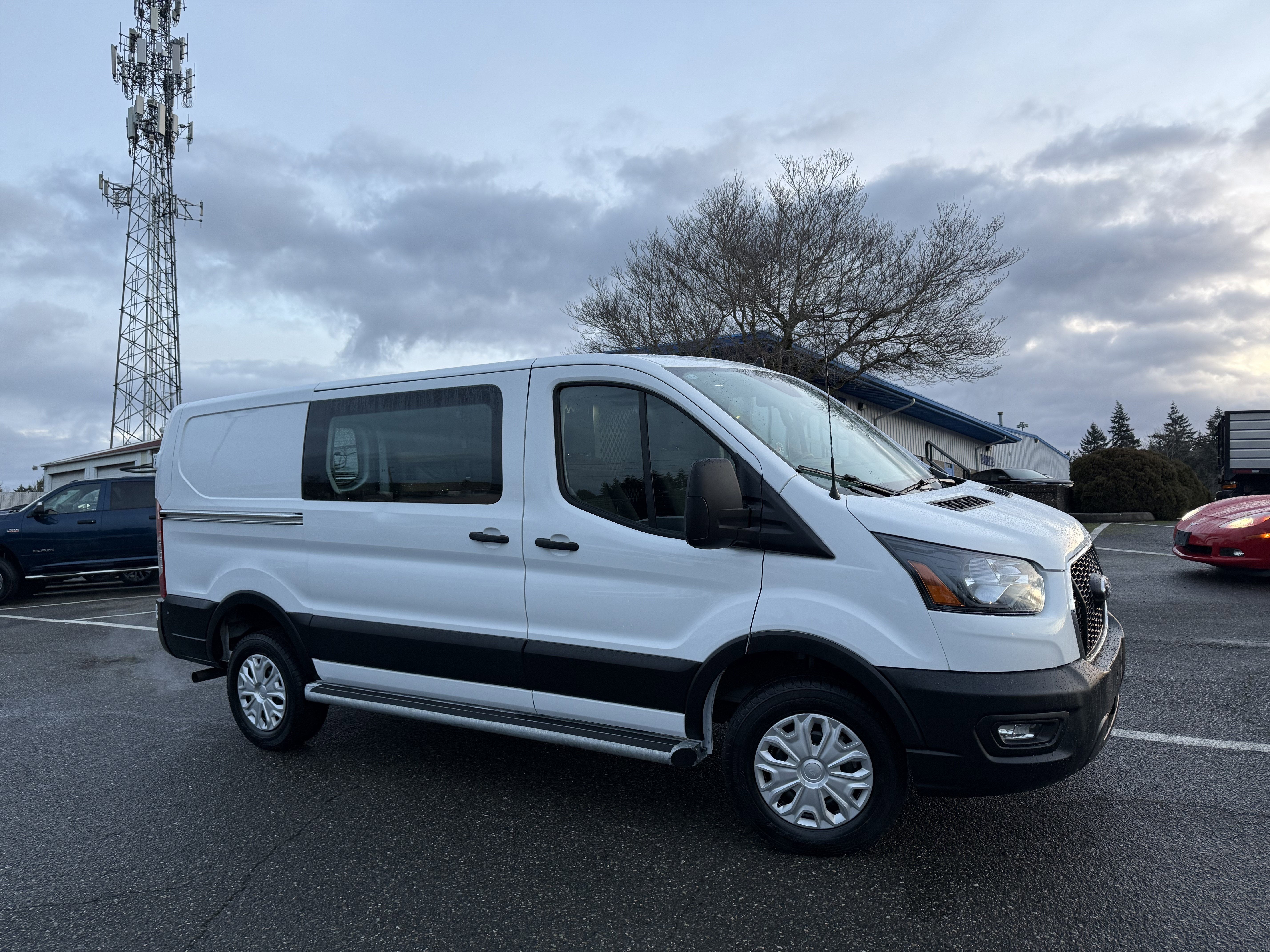 2024 Ford Transit Cargo Van T250 RWD LOW RF