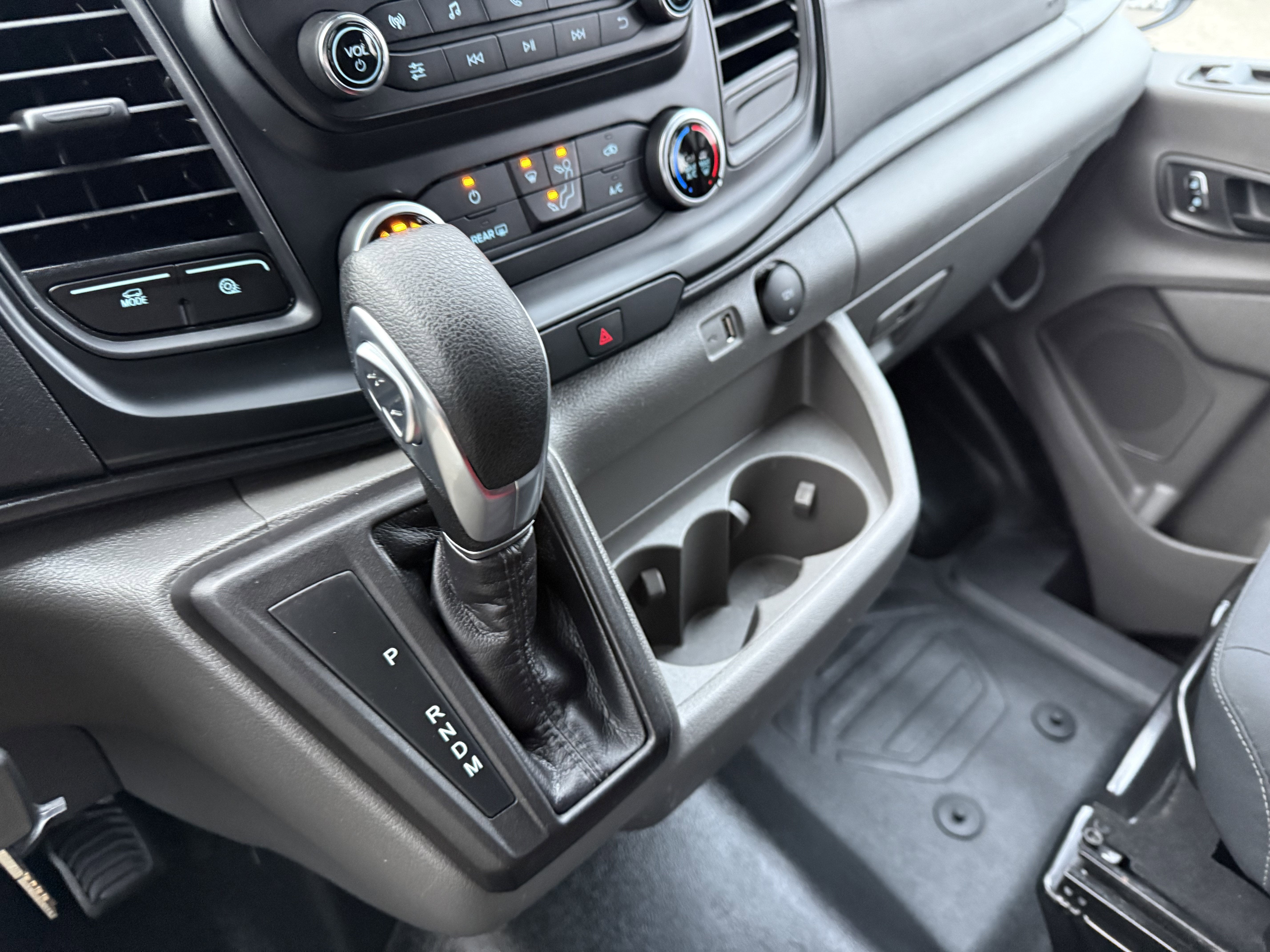 2024 Ford Transit Cargo Van T250 RWD LOW RF