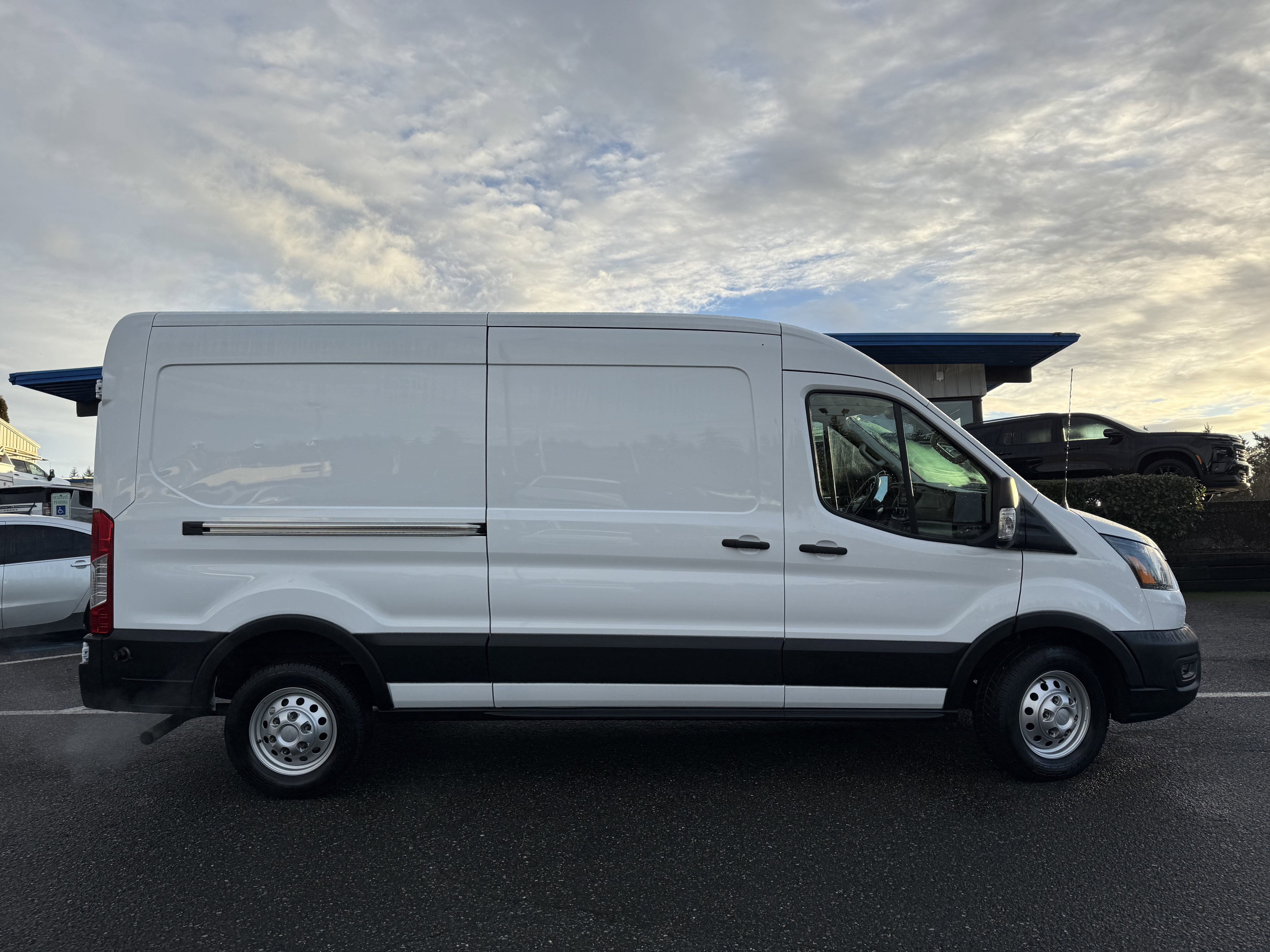 2023 Ford Transit Cargo Van T350 MED RF AWD