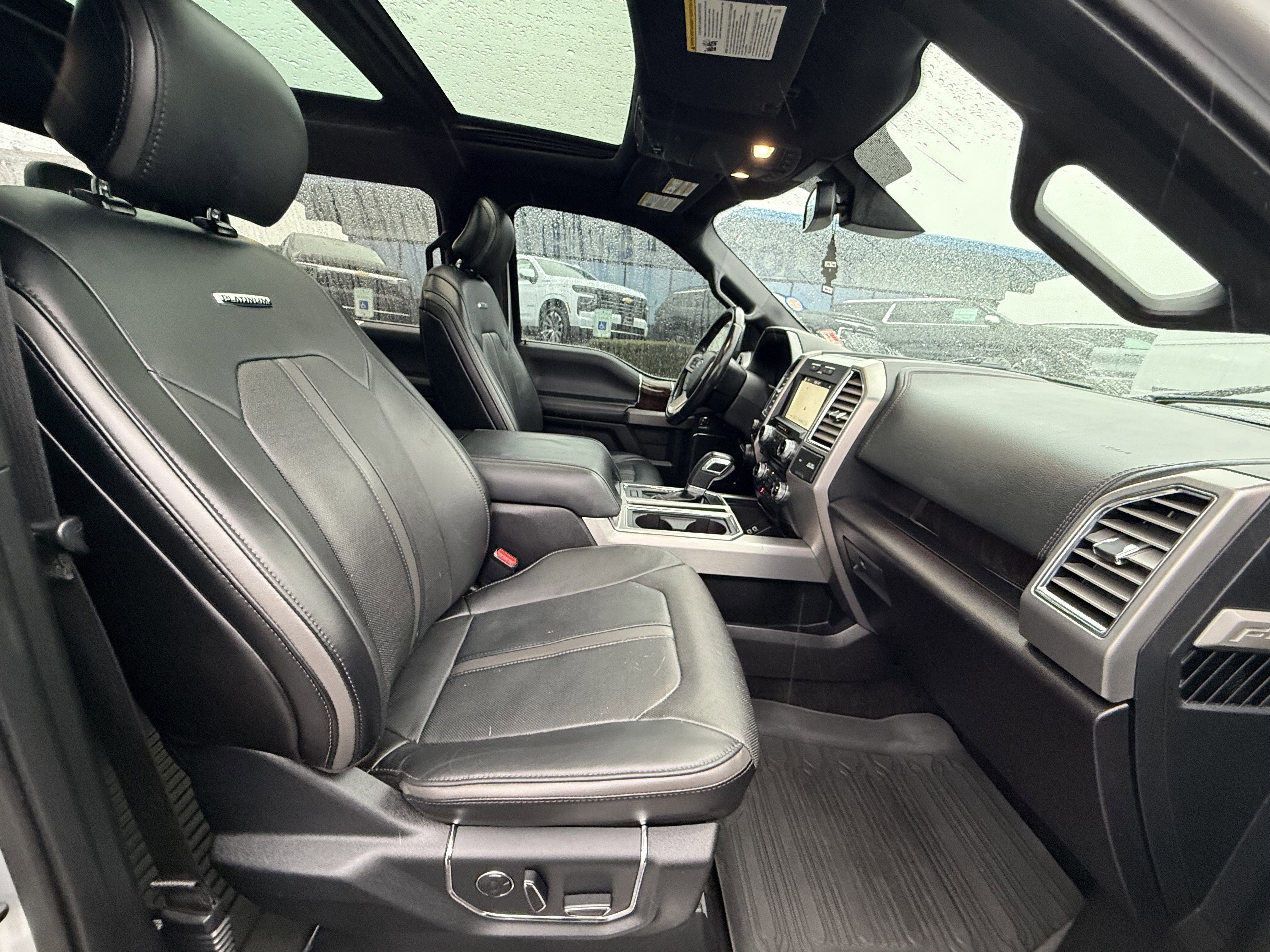 2017 Ford F-150 Platinum