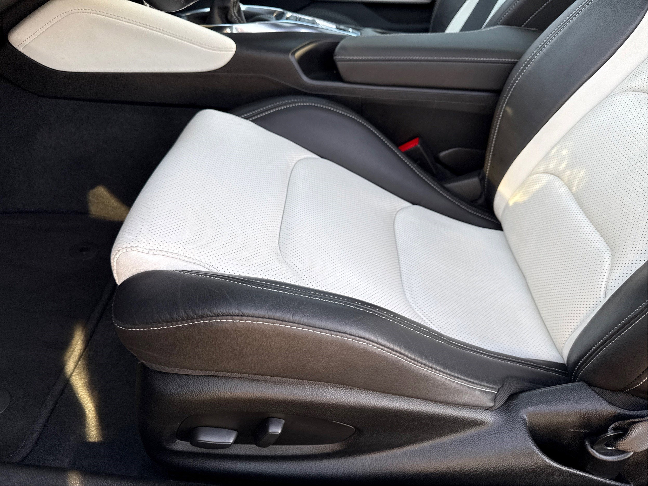 2023 Chevrolet Camaro 2LT