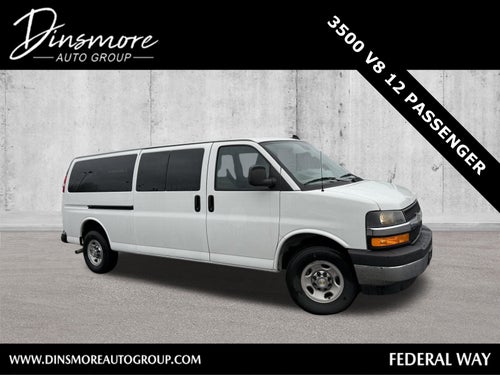 2024 Chevrolet Express Passenger 3500 1LT