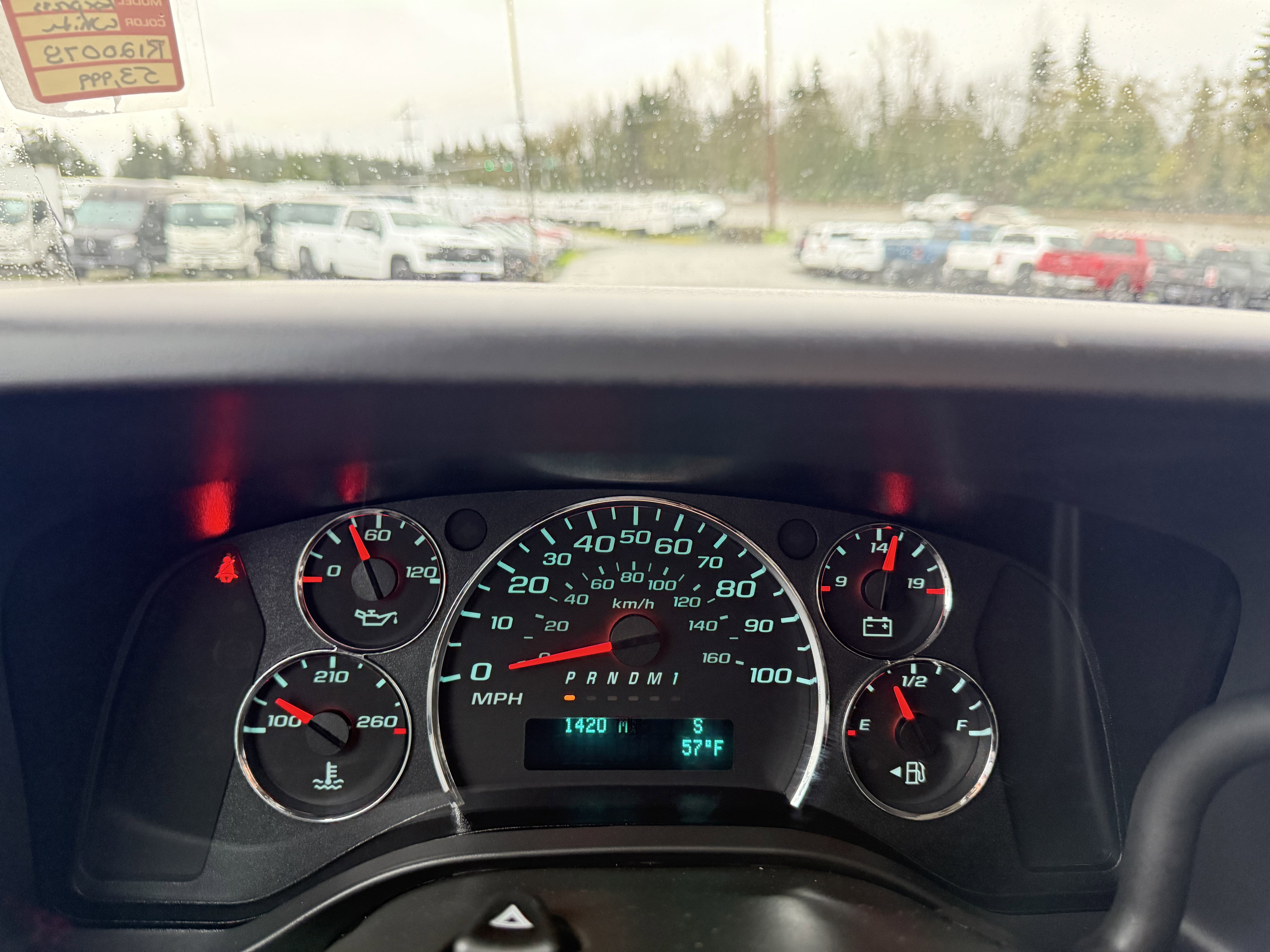 2024 Chevrolet Express Passenger 3500 1LT