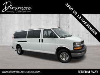 2024 Chevrolet Express Passenger 3500 1LT