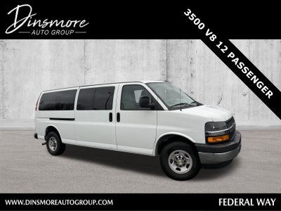 2024 Chevrolet Express Passenger 3500 1LT