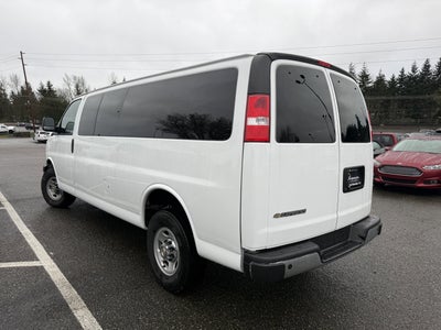 2024 Chevrolet Express Passenger 3500 1LT