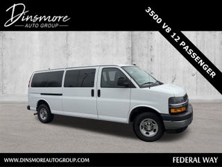 2024 Chevrolet Express Passenger 3500 1LT