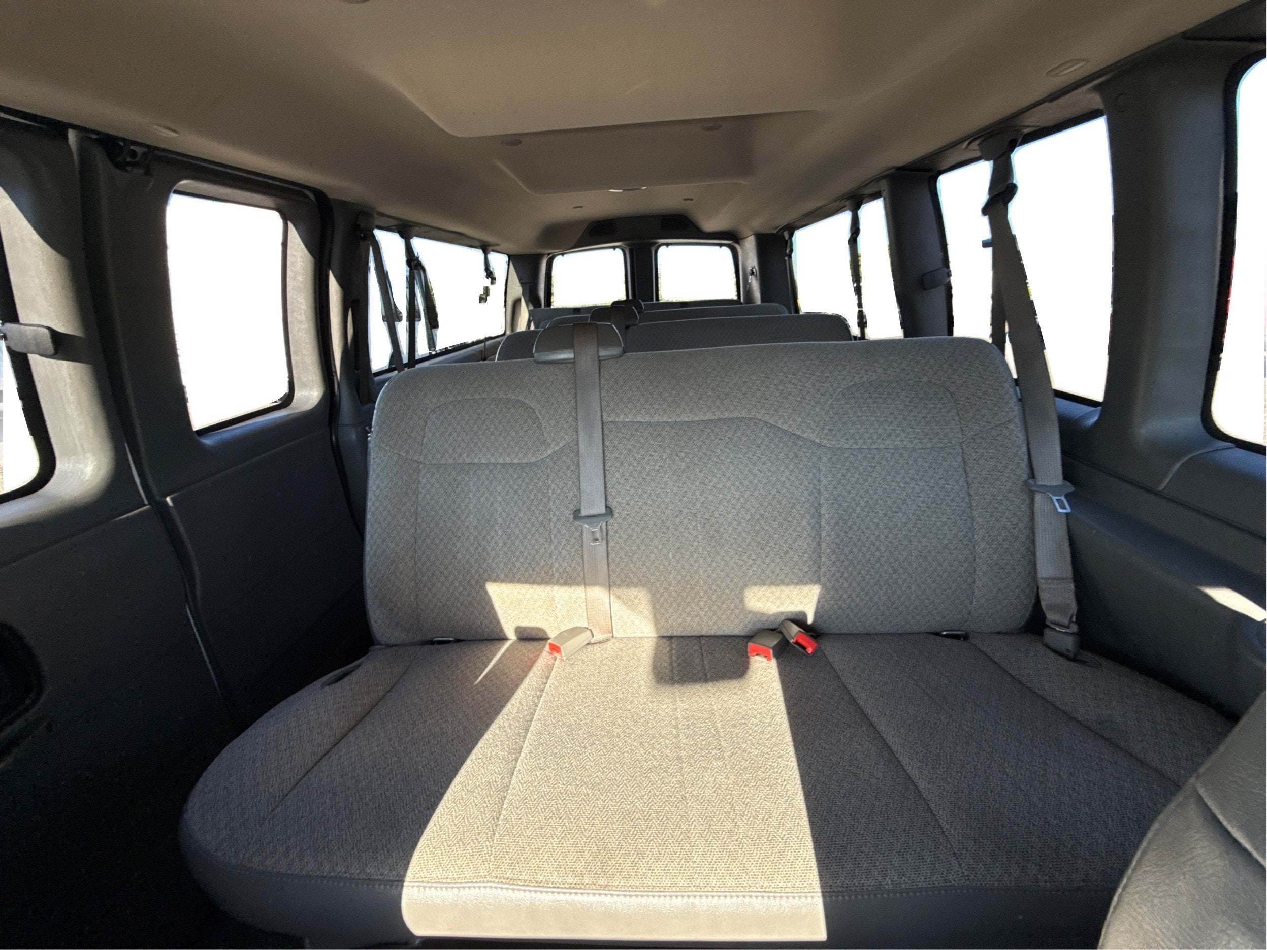 2023 Chevrolet Express Passenger 3500 LT