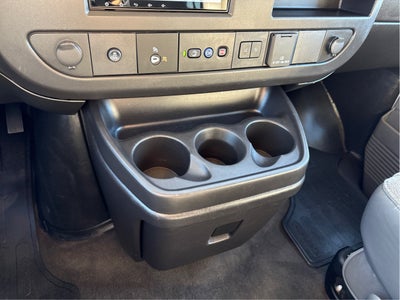 2023 Chevrolet Express Passenger 3500 LT