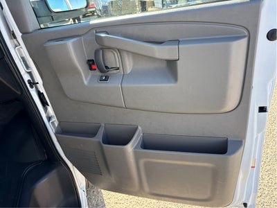 2023 Chevrolet Express Passenger 3500 LT