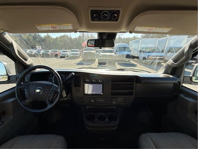 2023 Chevrolet Express Passenger 3500 LT