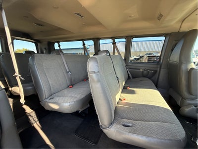 2023 Chevrolet Express Passenger 3500 LT