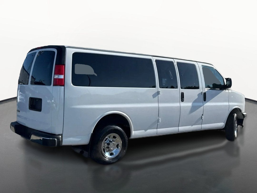 2023 Chevrolet Express Passenger 3500 LT