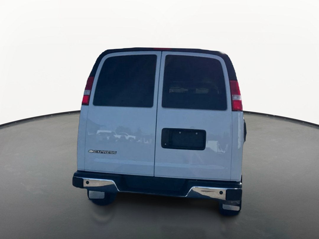 2023 Chevrolet Express Passenger 3500 LT