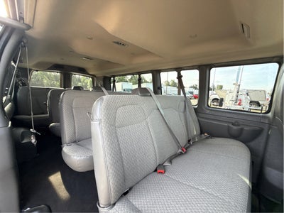 2025 Chevrolet Express Passenger 1LT