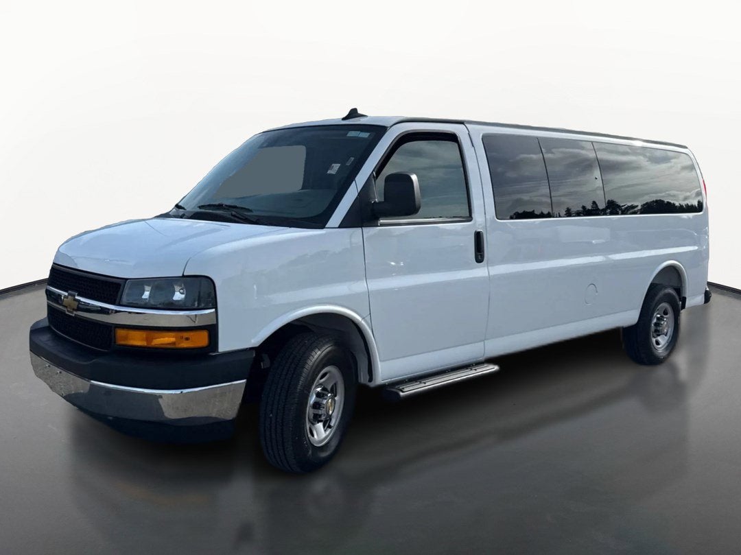 2025 Chevrolet Express Passenger 1LT