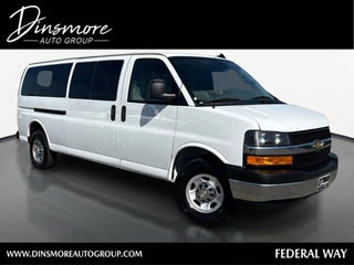 2024 Chevrolet Express Passenger 3500 1LT