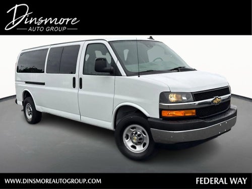 2024 Chevrolet Express Passenger 3500 1LT