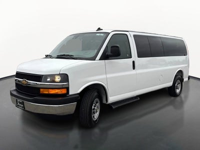 2025 Chevrolet Express Passenger 1LT