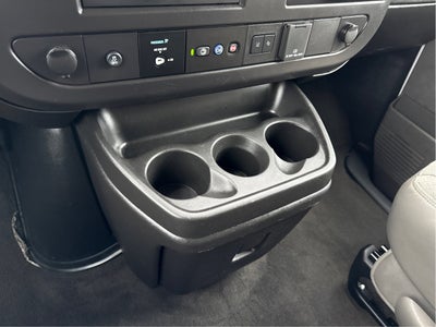 2024 Chevrolet Express Passenger 3500 1LT