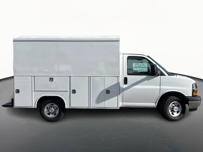 2026 Chevrolet Express Cutaway 3500 1WT
