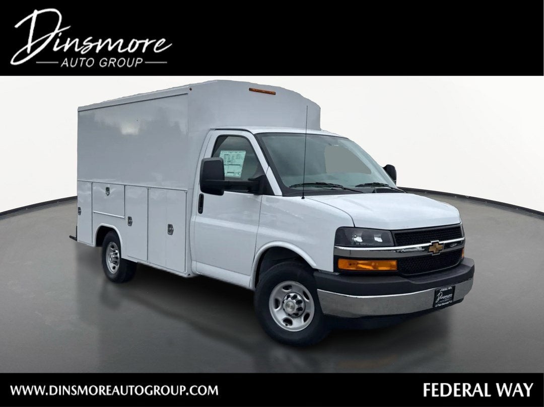 2026 Chevrolet Express Cutaway 3500 1WT