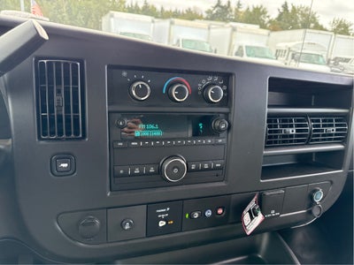 2025 Chevrolet Express Cutaway 3500 1WT