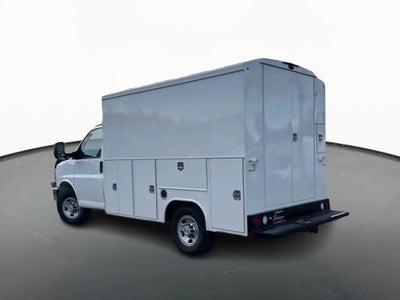 2026 Chevrolet Express Cutaway 3500 1WT