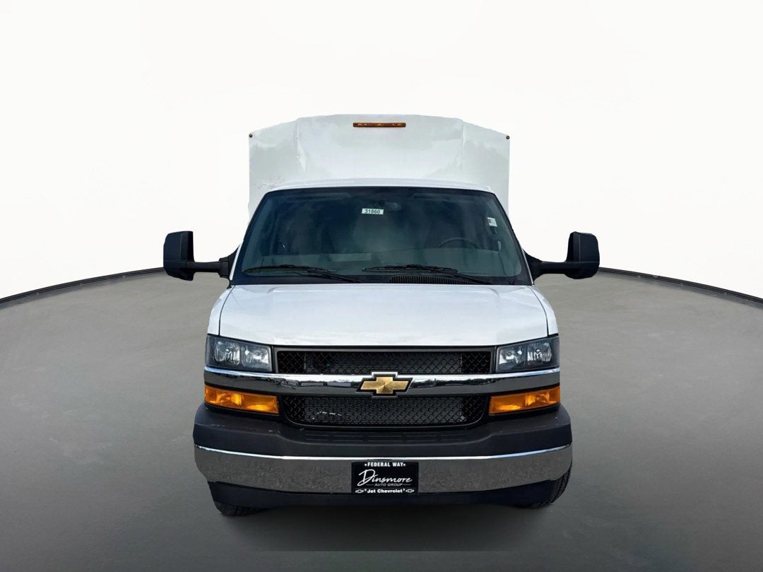 2026 Chevrolet Express Cutaway 3500 1WT