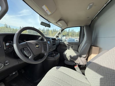 2024 Chevrolet Express Cutaway 3500 1WT