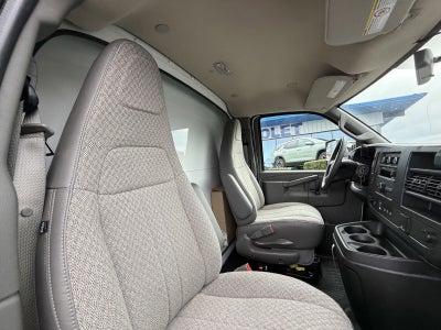 2024 Chevrolet Express Cutaway 3500 1WT