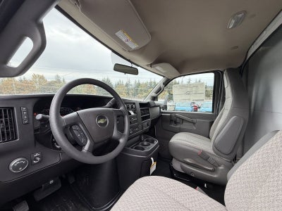 2024 Chevrolet Express Cutaway 3500 1WT