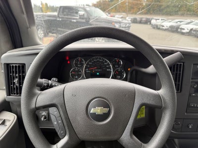 2024 Chevrolet Express Cutaway 3500 1WT