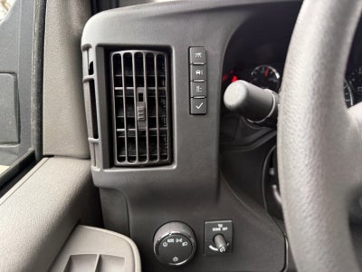 2024 Chevrolet Express Cutaway 3500 1WT