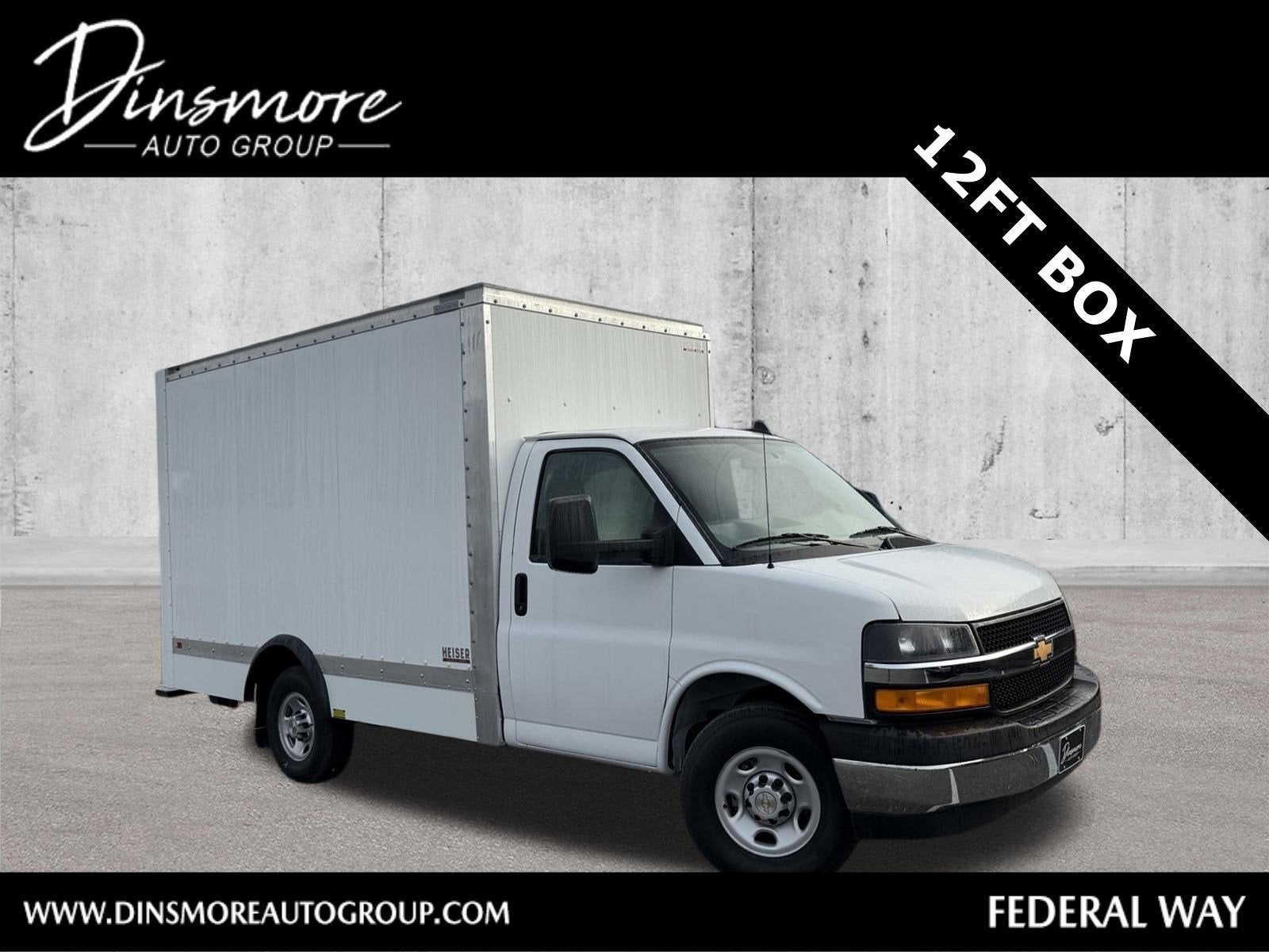 2024 Chevrolet Express Cutaway 3500 1WT