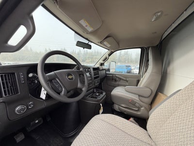 2024 Chevrolet Express Cutaway 3500 1WT