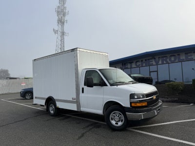 2024 Chevrolet Express Cutaway 3500 1WT