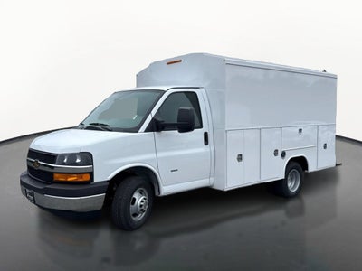 2026 Chevrolet Express Cutaway 3500 1WT