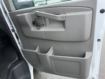 2024 Chevrolet Express Cutaway 3500 1WT