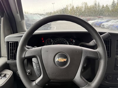 2024 Chevrolet Express Cutaway 3500 1WT