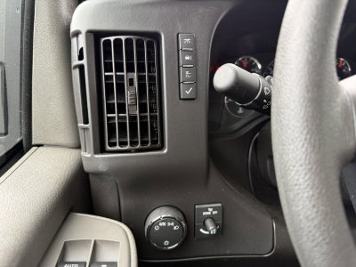 2024 Chevrolet Express Cutaway 3500 1WT