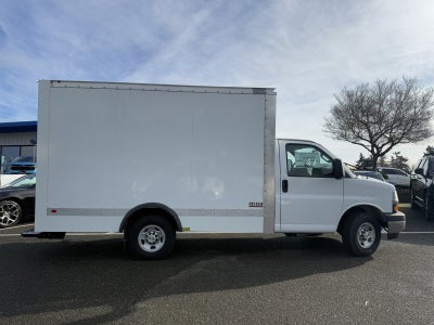 2024 Chevrolet Express Cutaway 3500 1WT