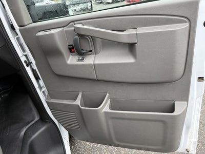 2024 Chevrolet Express Cutaway 3500 1WT