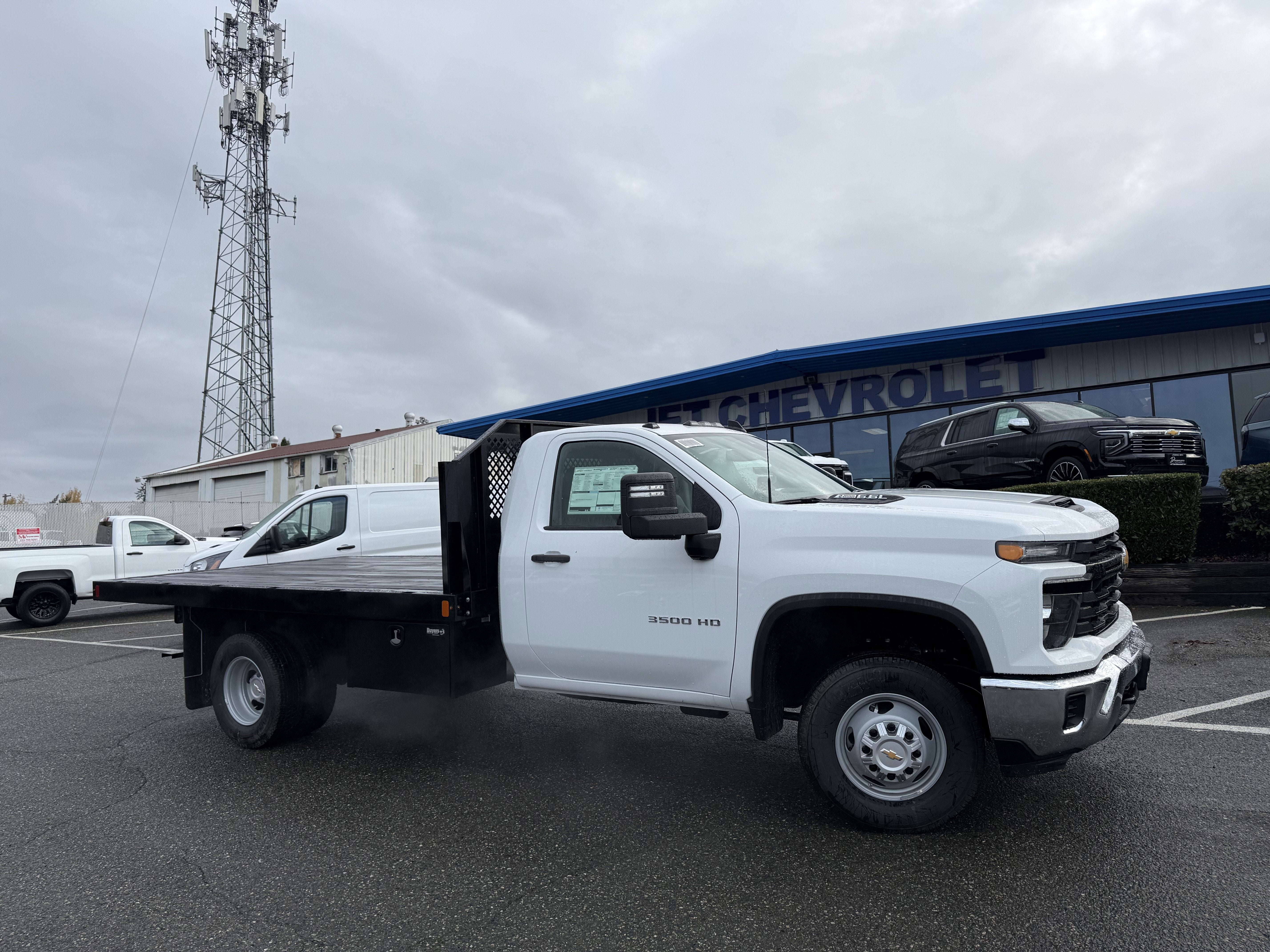 2025 Chevrolet Silverado 3500 HD Chassis Cab Work Truck