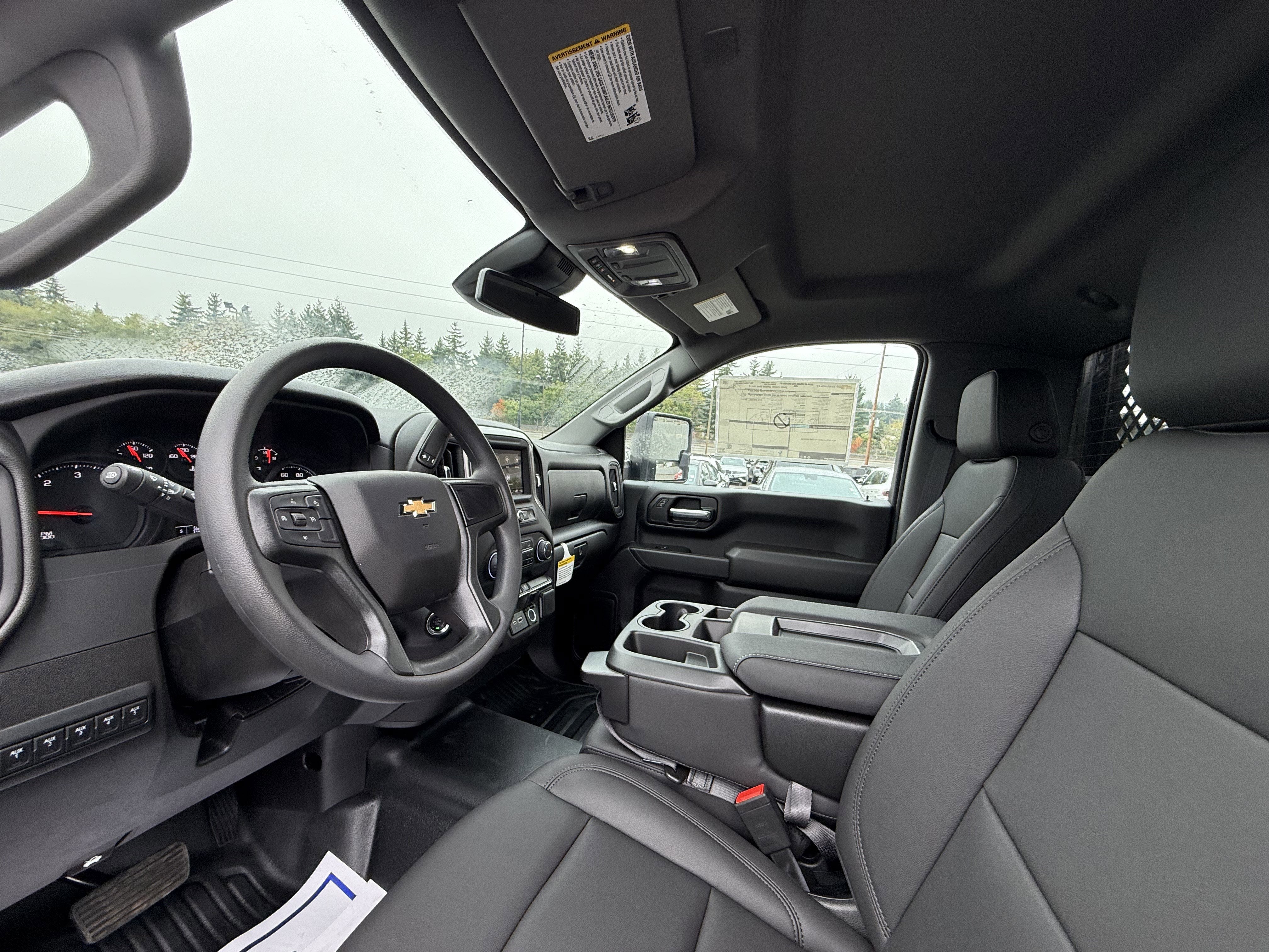 2025 Chevrolet Silverado 3500 HD Chassis Cab Work Truck